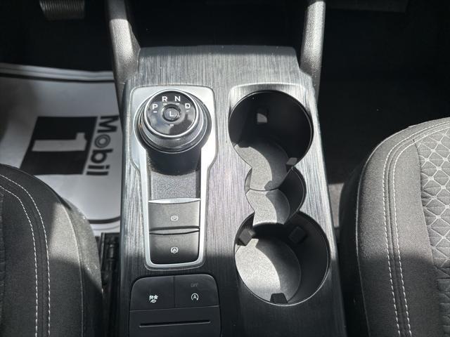 Photo of 2023 Gray Metallic Ford Escape