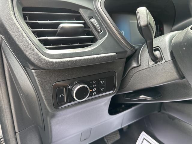 Photo of 2023 Gray Metallic Ford Escape