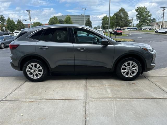 Photo of 2023 Gray Metallic Ford Escape