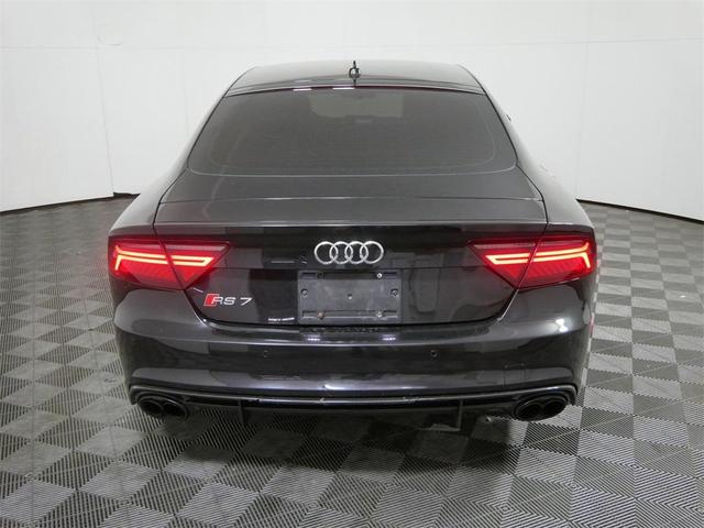 Photo of 2018 Panther Black Crystal Effect Audi RS 7