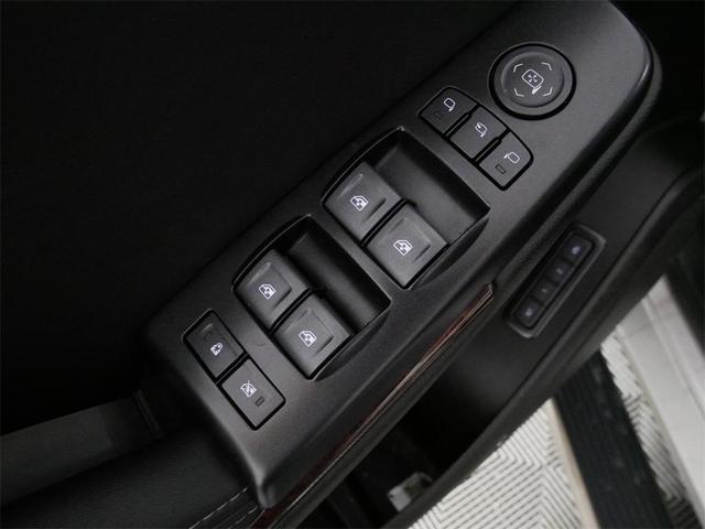 Photo of 2020 Quicksilver Metallic GMC Yukon