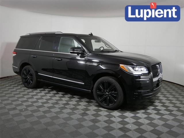 Photo of 2022 Black Lincoln Navigator