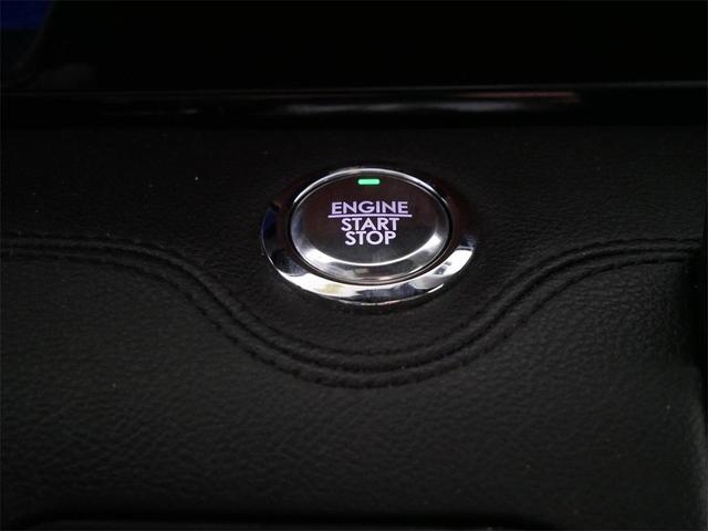 Photo of 2022 Black Lincoln Navigator