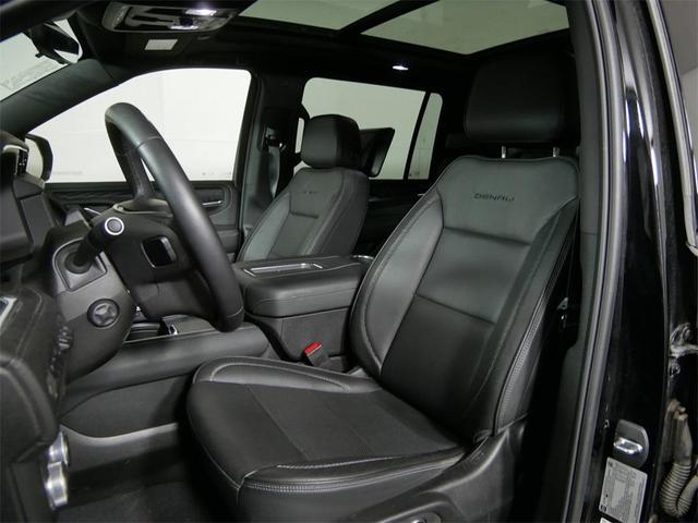Photo of 2023 Black GMC Yukon XL