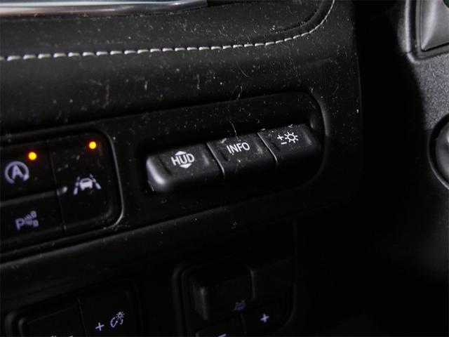 Photo of 2023 White Frost Tri-Coat GMC Yukon XL