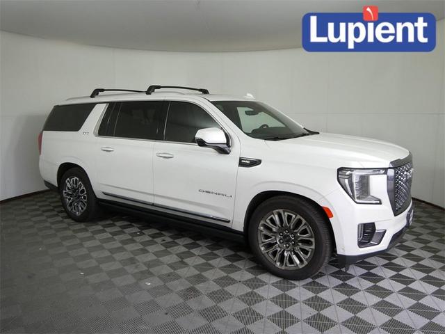 Photo of 2023 White Frost Tri-Coat GMC Yukon XL