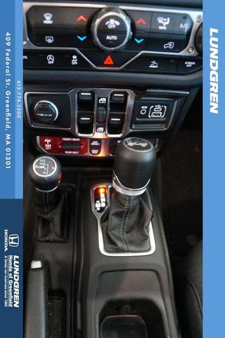 Photo of 2024 Bright White Clearcoat Jeep Wrangler