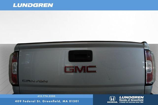 Photo of 2018 Quicksilver Metallic GMC Canyon