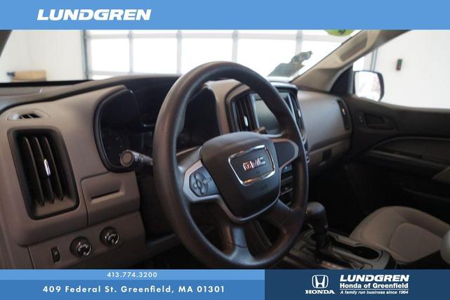 Photo of 2018 Quicksilver Metallic GMC Canyon
