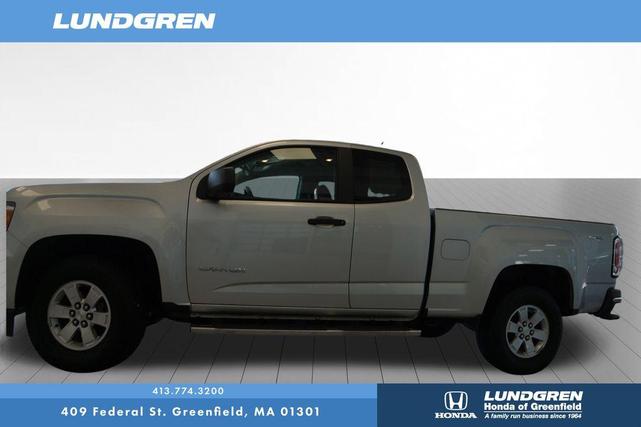 Photo of 2018 Quicksilver Metallic GMC Canyon