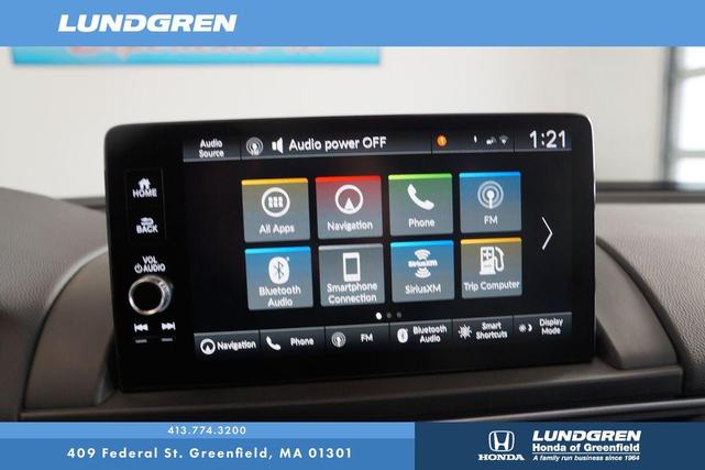 Photo of 2025 White Honda Pilot