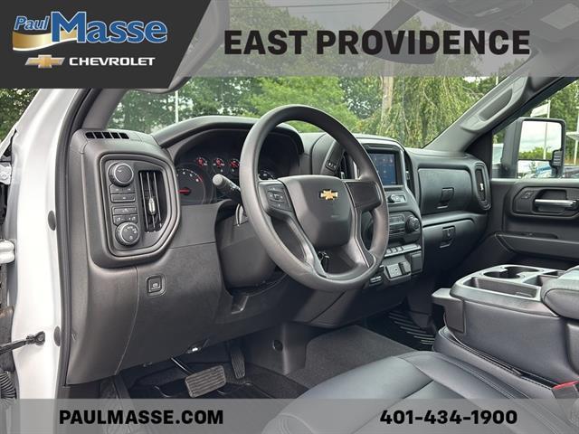 Photo of 2023 Summit White Chevrolet Silverado 2500