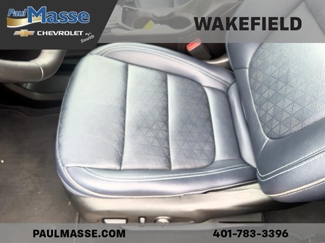 Photo of 2022 Blue Chevrolet Bolt EUV