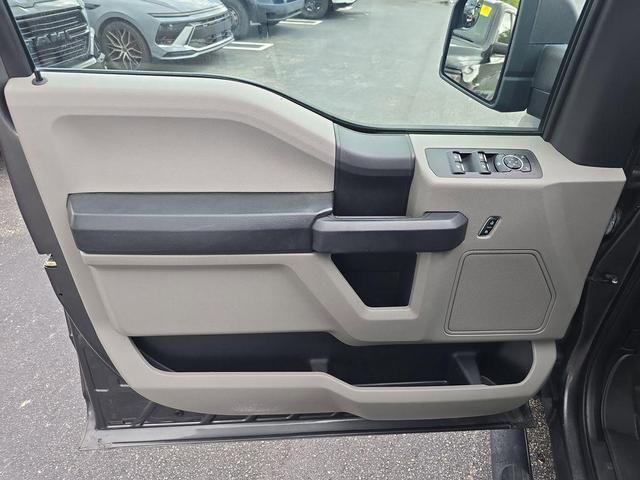 Photo of 2017 Magnetic Ford F-150