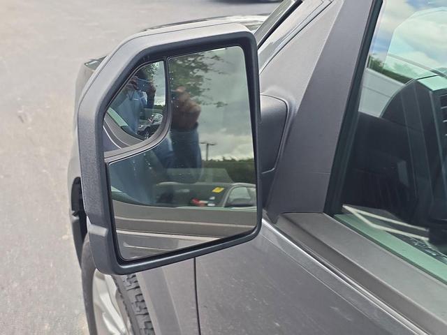 Photo of 2017 Magnetic Ford F-150