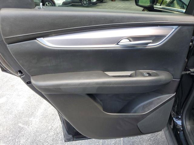 Photo of 2019 Stellar Black Metallic Cadillac XT5