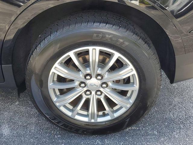 Photo of 2019 Stellar Black Metallic Cadillac XT5