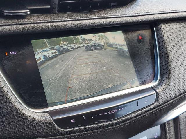 Photo of 2019 Stellar Black Metallic Cadillac XT5
