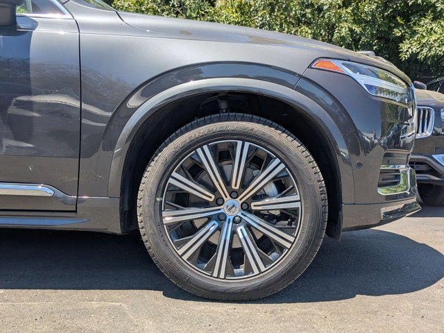 Photo of 2023 Platinum Grey Metallic Volvo XC90