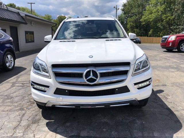 Photo of 2016 White Mercedes-Benz GL-Class