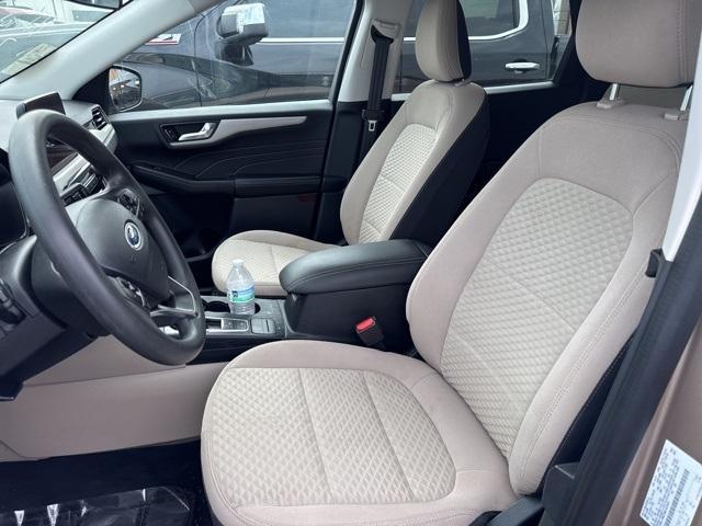 Photo of 2021 Desert Gold Metallic Ford Escape