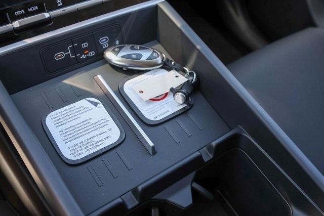 Photo of 2026 W6H Hyundai SANTA FE