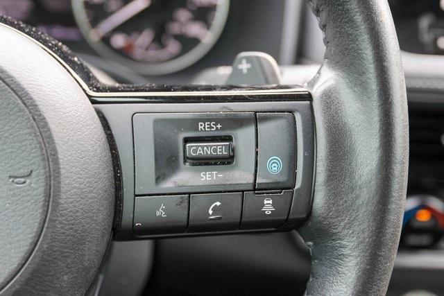 Photo of 2021 Solid Gray / Black Nissan Rogue