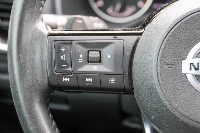 Photo of 2021 Solid Gray / Black Nissan Rogue