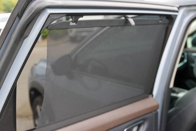 Photo of 2021 Solid Gray / Black Nissan Rogue