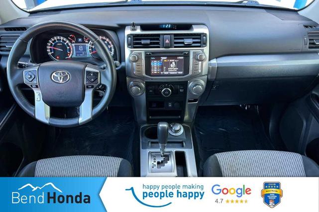 Photo of 2015 Super White Toyota 4Runner
