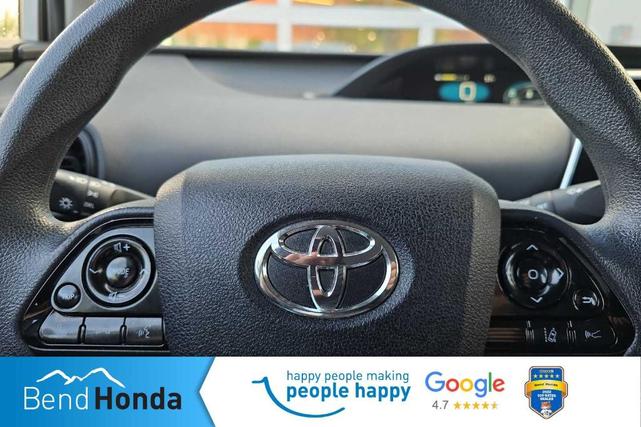 Photo of 2022 Wind Chill Pearl Toyota Prius