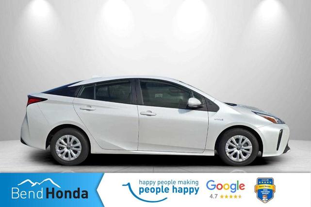 Photo of 2022 Wind Chill Pearl Toyota Prius