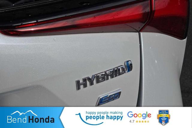 Photo of 2022 Wind Chill Pearl Toyota Prius