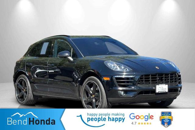 Photo of 2017 Black Porsche Macan