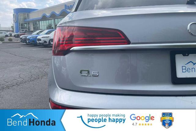 Photo of 2022 Florett Silver Metallic Audi Q5