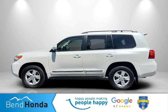 Photo of 2015 Blizzard Pearl Toyota Land Cruiser