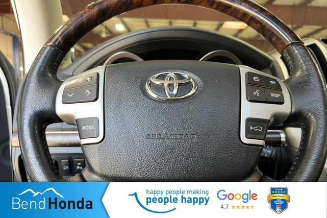 Photo of 2015 Blizzard Pearl Toyota Land Cruiser