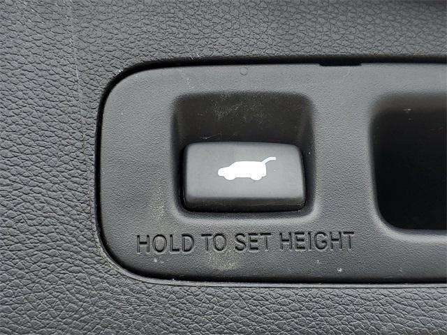 Photo of 2018 Gray Honda CR-V