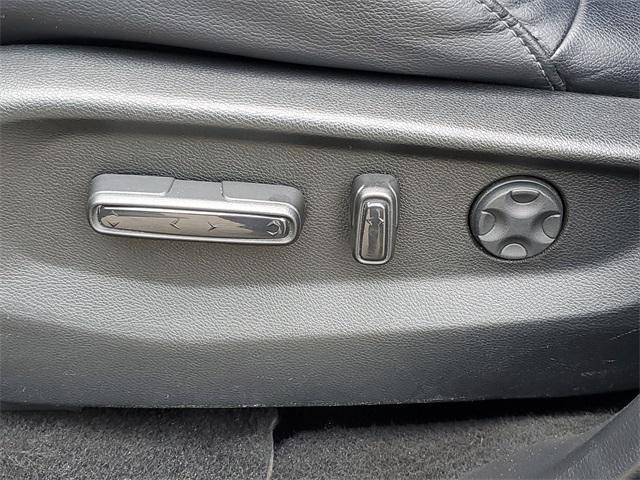 Photo of 2018 Gray Honda CR-V