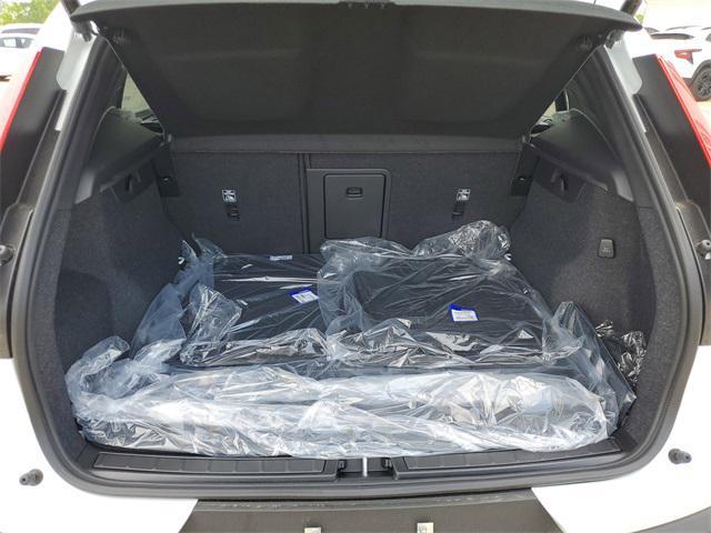 Photo of 2025 Volvo XC40