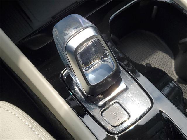 Photo of 2025 Volvo XC40
