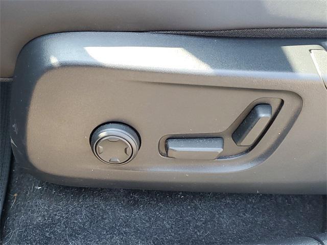 Photo of 2023 Thunder Gray Volvo XC40 Recharge Pure Electric