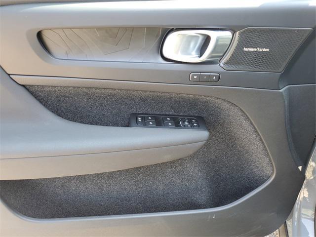 Photo of 2023 Thunder Gray Volvo XC40 Recharge Pure Electric