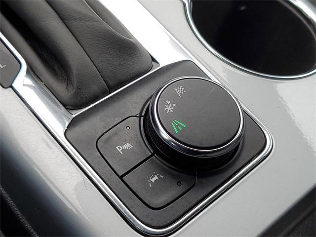Photo of 2022 Silver Ice Metallic Chevrolet Blazer