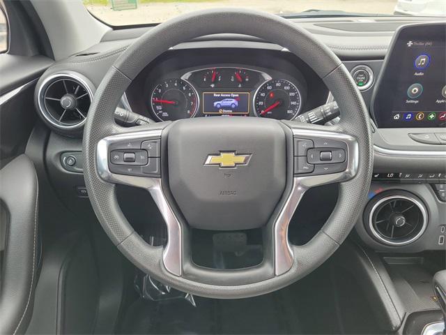 Photo of 2023 Blue Glow Metallic Chevrolet Blazer