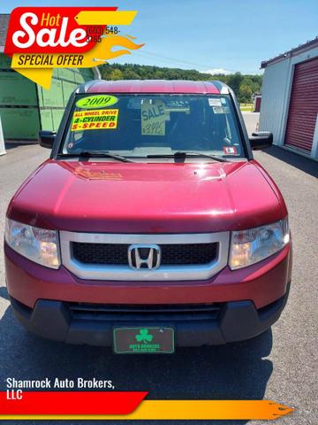 Photo of 2009 Burgundy Honda Element