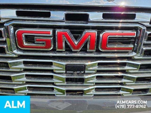 Photo of 2024 White Frost GMC Sierra 3500