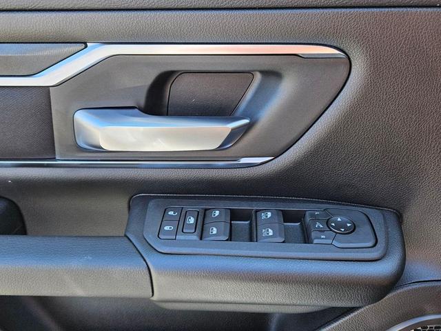 Photo of 2025 Bright White Clearcoat RAM 1500