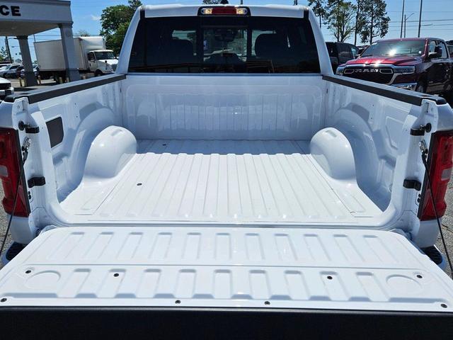 Photo of 2025 Bright White Clearcoat RAM 1500