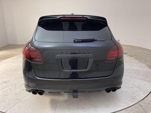 Photo of 2014 Black Porsche Cayenne